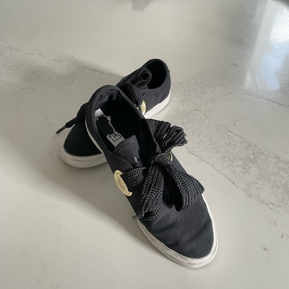 Adidas size 5 black canvas with a gold monogram sneakers - Picture 1 of 4